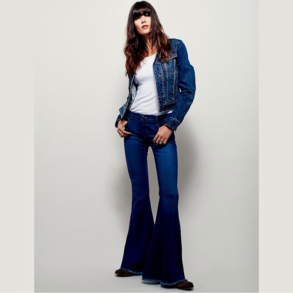 🫸🏿SOLD🫷🏻Free People Denim Super Flare Jeans BNWT - Picture 1 of 15